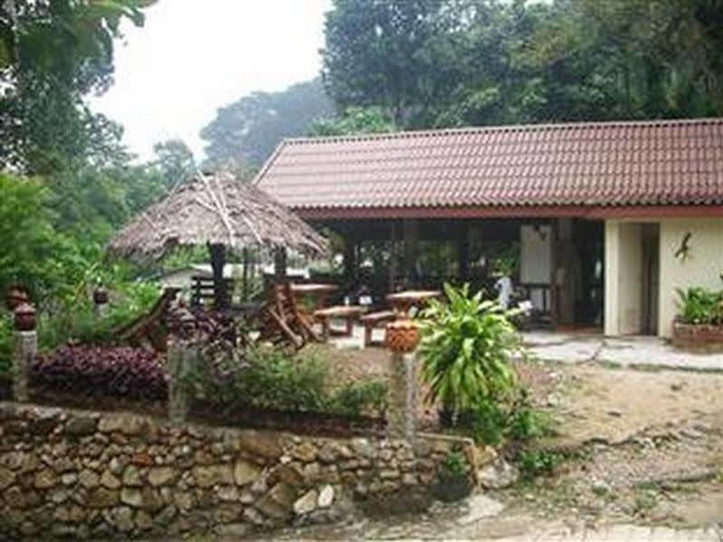 Rattana'S Resort Ranong Bagian luar foto